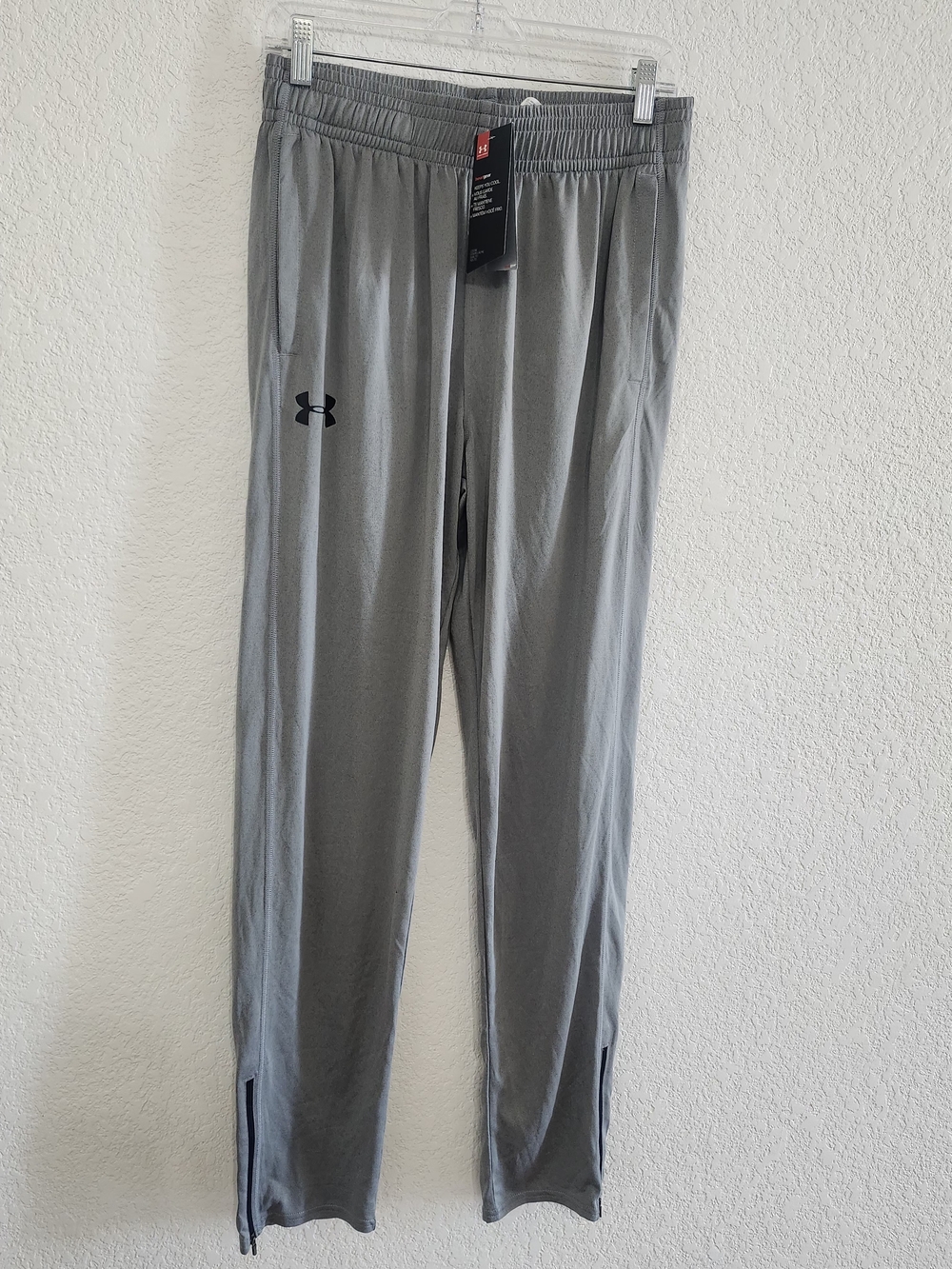 Under Armour Gray Men's Training Joggers with Ankle Zips Size Medium 100% Polyes